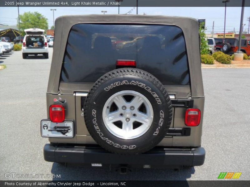 Light Khaki Metallic / Khaki 2005 Jeep Wrangler Unlimited 4x4