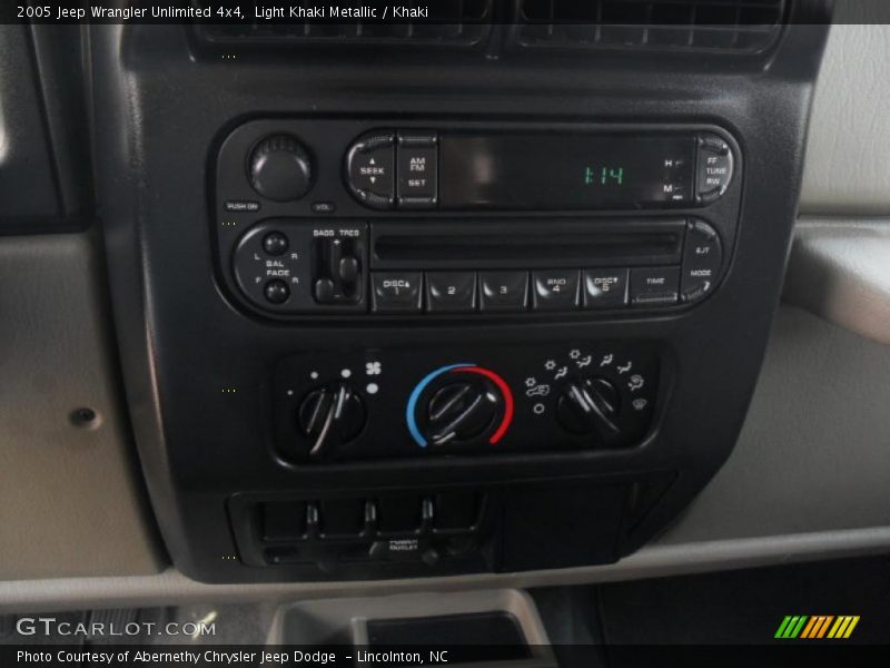 Light Khaki Metallic / Khaki 2005 Jeep Wrangler Unlimited 4x4