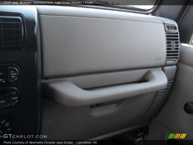 Light Khaki Metallic / Khaki 2005 Jeep Wrangler Unlimited 4x4