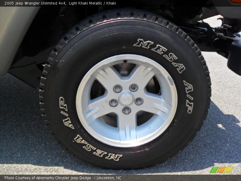 Light Khaki Metallic / Khaki 2005 Jeep Wrangler Unlimited 4x4