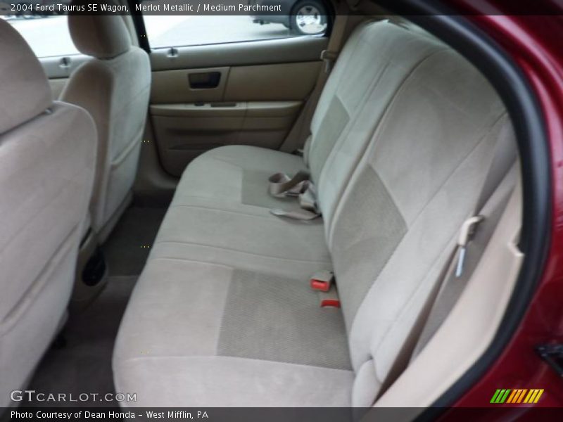 Merlot Metallic / Medium Parchment 2004 Ford Taurus SE Wagon