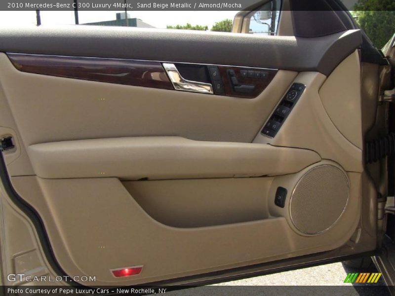 Sand Beige Metallic / Almond/Mocha 2010 Mercedes-Benz C 300 Luxury 4Matic