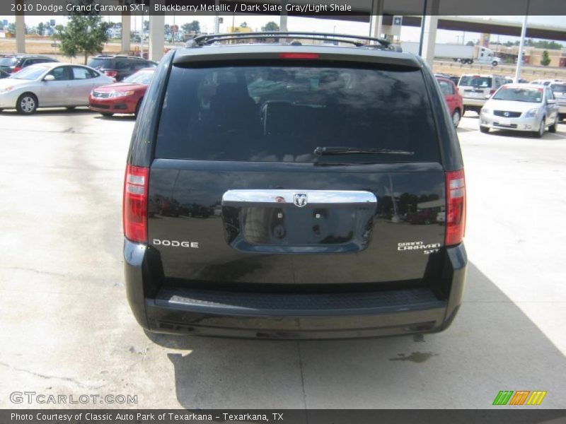 Blackberry Metallic / Dark Slate Gray/Light Shale 2010 Dodge Grand Caravan SXT