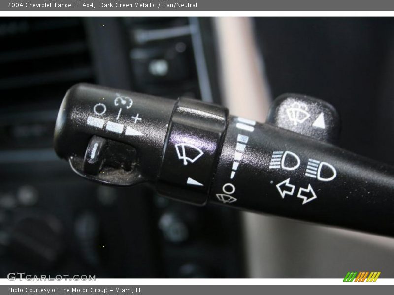 Dark Green Metallic / Tan/Neutral 2004 Chevrolet Tahoe LT 4x4