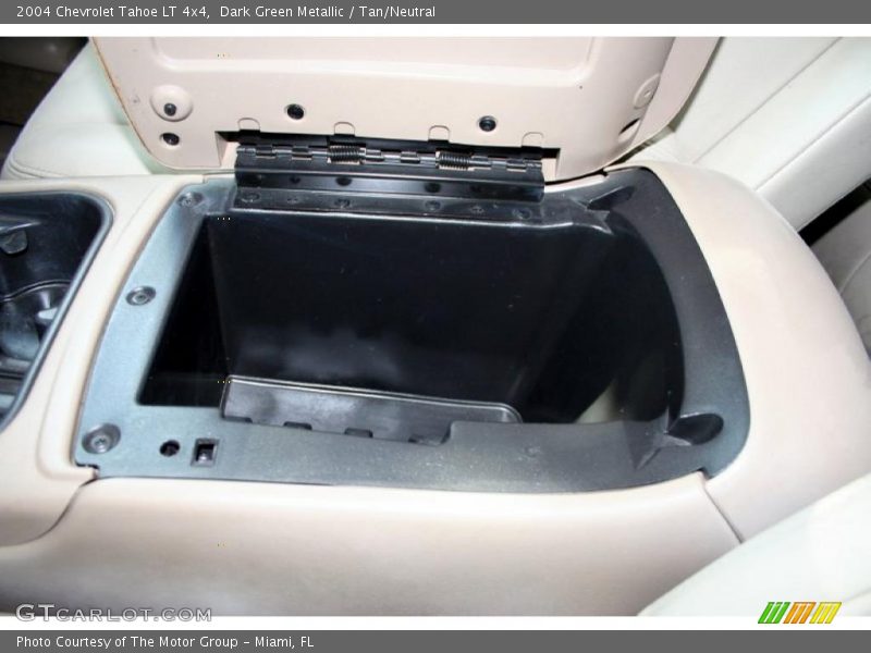 Dark Green Metallic / Tan/Neutral 2004 Chevrolet Tahoe LT 4x4