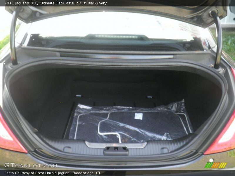 Ultimate Black Metallic / Jet Black/Ivory 2011 Jaguar XJ XJL