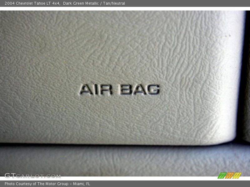 Dark Green Metallic / Tan/Neutral 2004 Chevrolet Tahoe LT 4x4