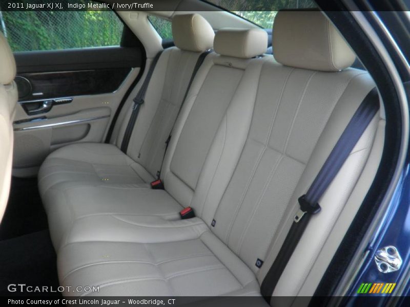  2011 XJ XJ Ivory/Truffle Interior