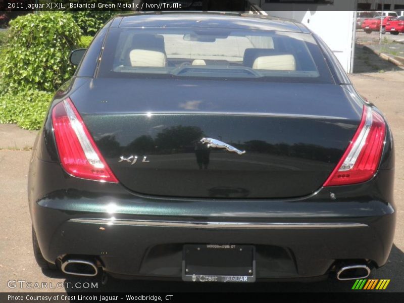 Botanical Green Metallic / Ivory/Truffle 2011 Jaguar XJ XJL