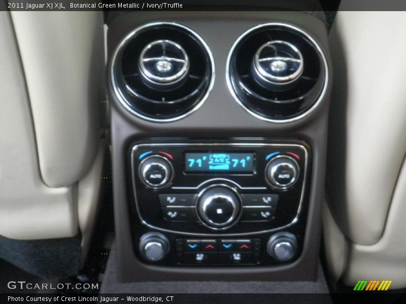 Controls of 2011 XJ XJL