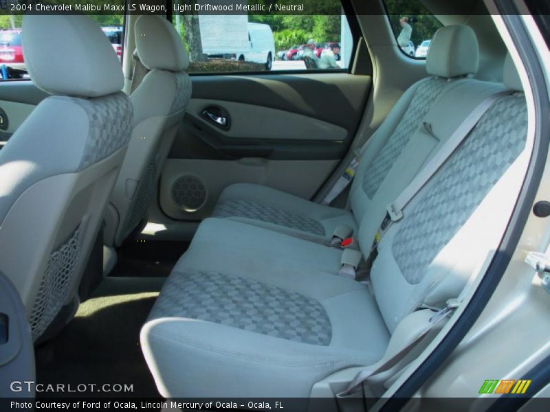  2004 Malibu Maxx LS Wagon Neutral Interior
