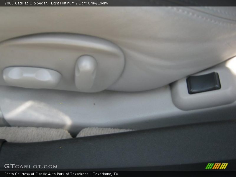 Light Platinum / Light Gray/Ebony 2005 Cadillac CTS Sedan