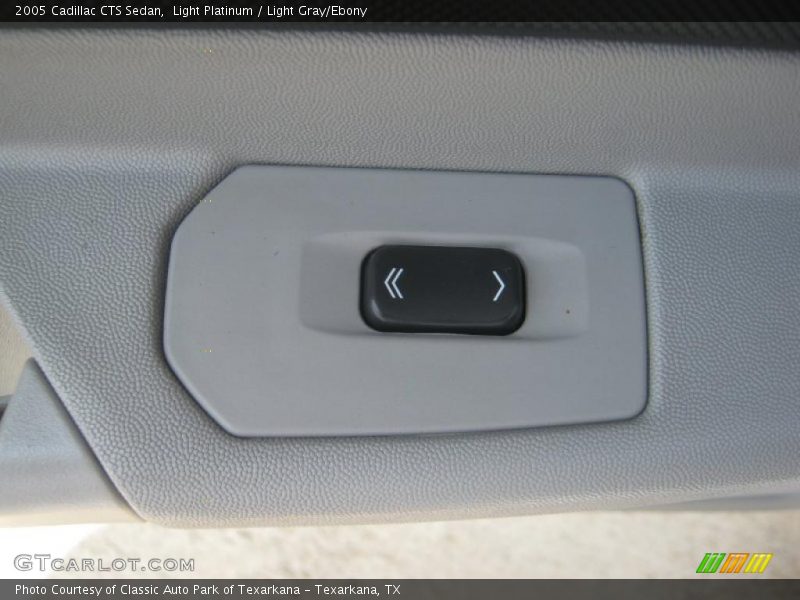 Light Platinum / Light Gray/Ebony 2005 Cadillac CTS Sedan