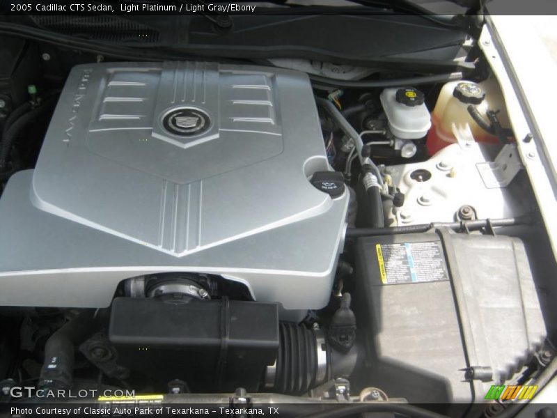 Light Platinum / Light Gray/Ebony 2005 Cadillac CTS Sedan