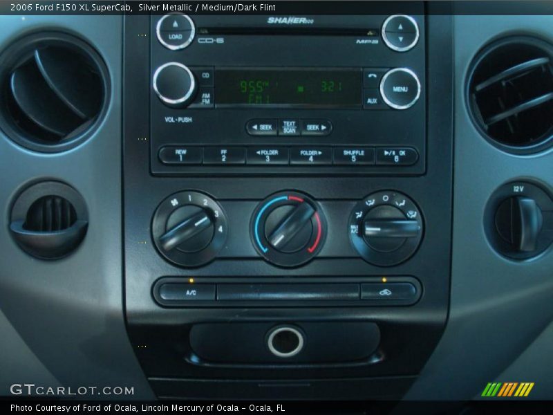 Silver Metallic / Medium/Dark Flint 2006 Ford F150 XL SuperCab
