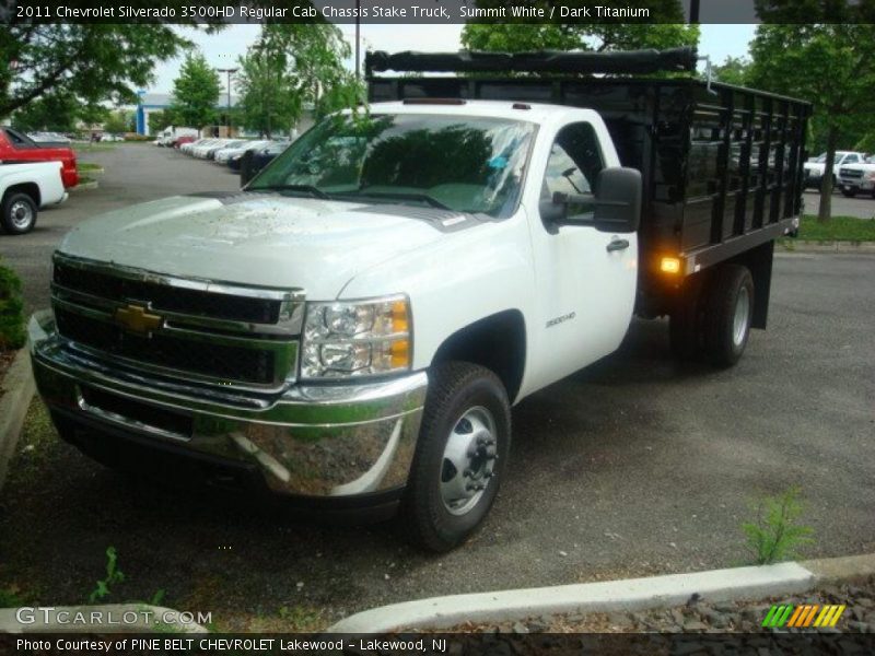 Summit White / Dark Titanium 2011 Chevrolet Silverado 3500HD Regular Cab Chassis Stake Truck