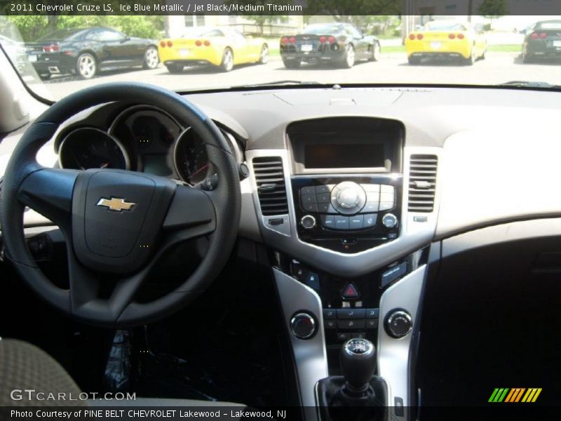 Dashboard of 2011 Cruze LS