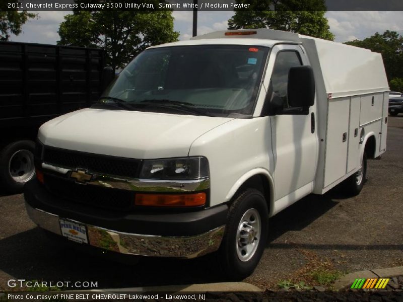 Summit White / Medium Pewter 2011 Chevrolet Express Cutaway 3500 Utility Van