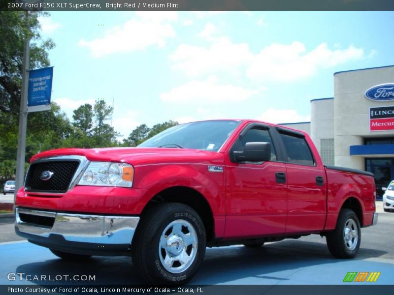 Bright Red / Medium Flint 2007 Ford F150 XLT SuperCrew
