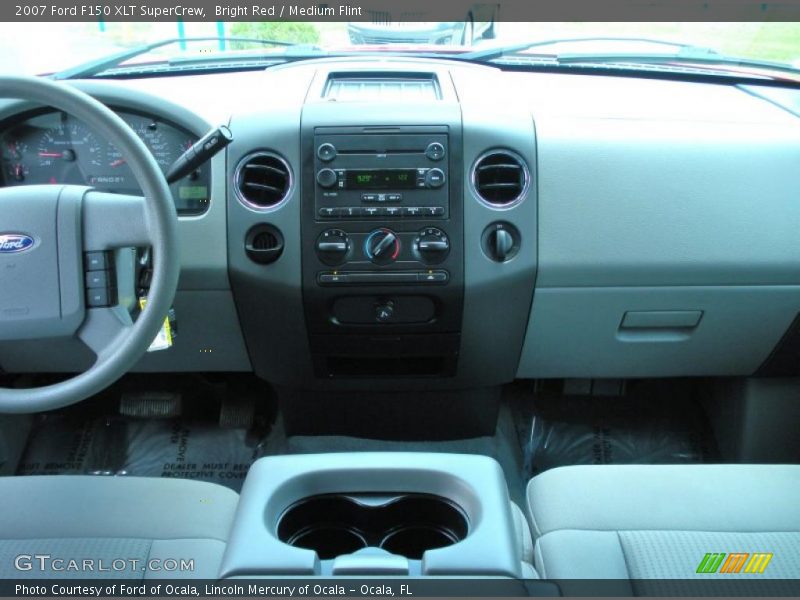 Bright Red / Medium Flint 2007 Ford F150 XLT SuperCrew