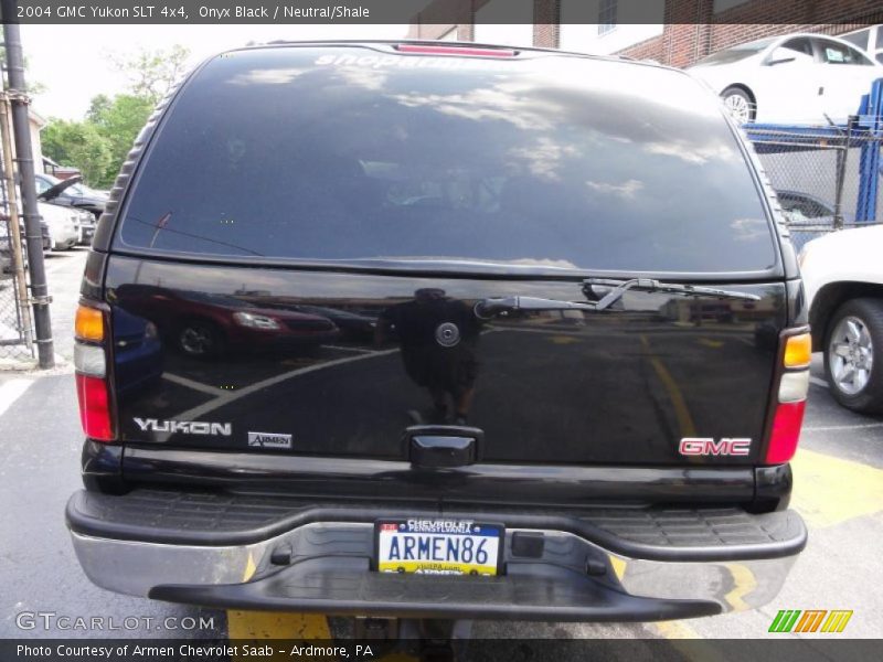 Onyx Black / Neutral/Shale 2004 GMC Yukon SLT 4x4