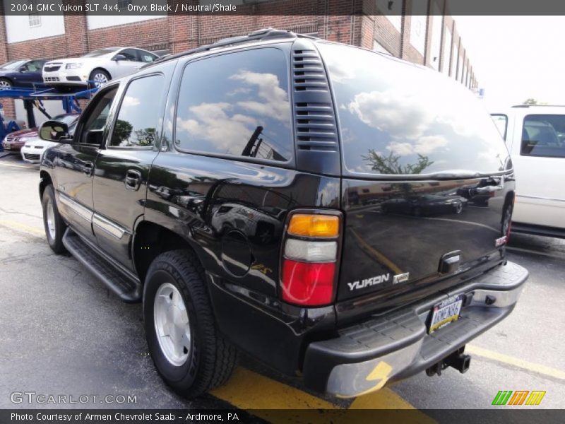 Onyx Black / Neutral/Shale 2004 GMC Yukon SLT 4x4