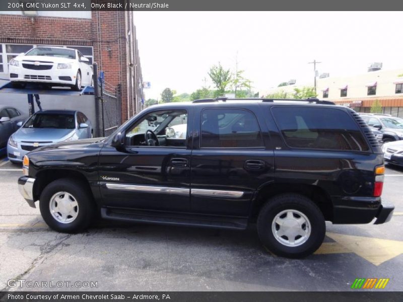 Onyx Black / Neutral/Shale 2004 GMC Yukon SLT 4x4