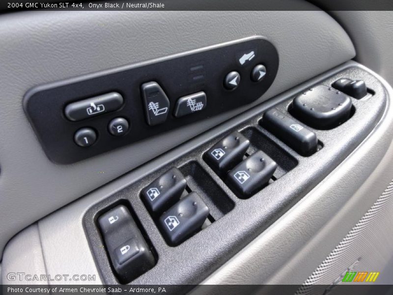 Onyx Black / Neutral/Shale 2004 GMC Yukon SLT 4x4