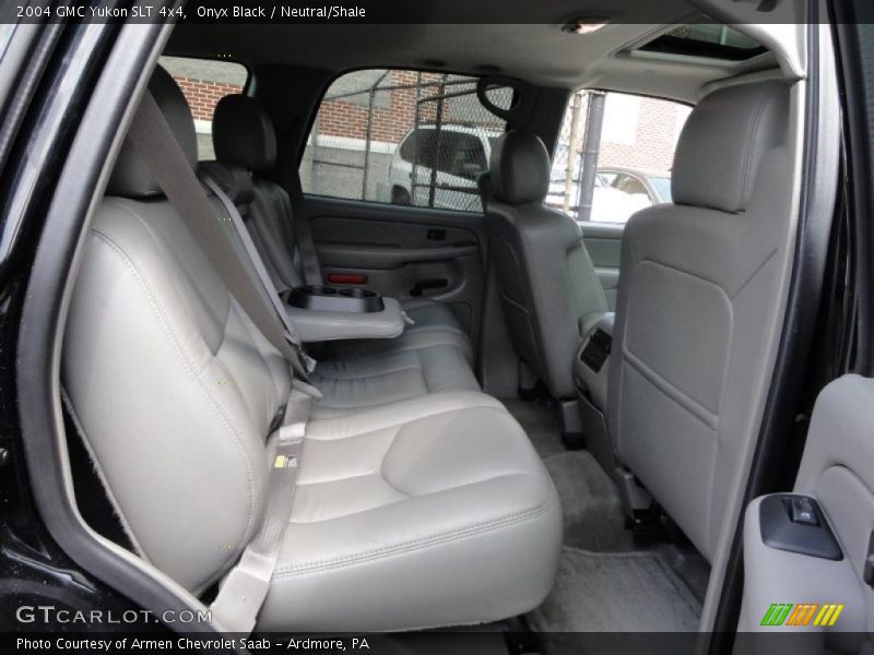 Onyx Black / Neutral/Shale 2004 GMC Yukon SLT 4x4