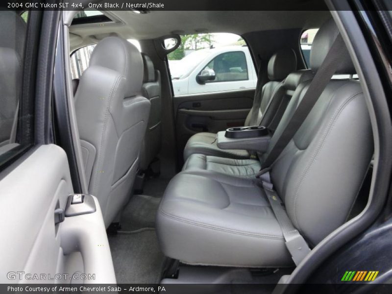 Onyx Black / Neutral/Shale 2004 GMC Yukon SLT 4x4