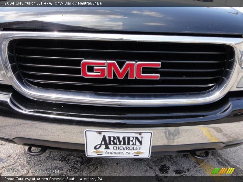 Onyx Black / Neutral/Shale 2004 GMC Yukon SLT 4x4