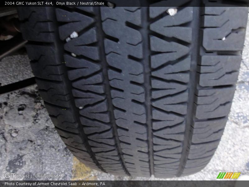Onyx Black / Neutral/Shale 2004 GMC Yukon SLT 4x4