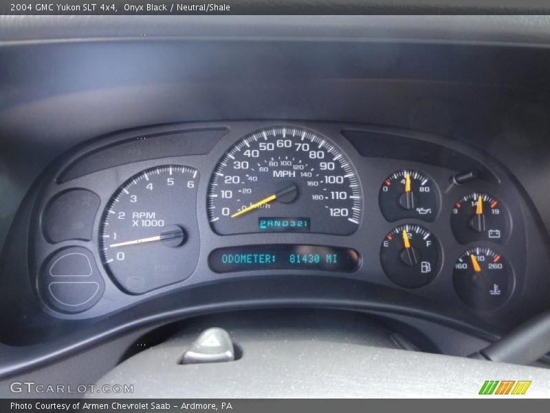 Onyx Black / Neutral/Shale 2004 GMC Yukon SLT 4x4