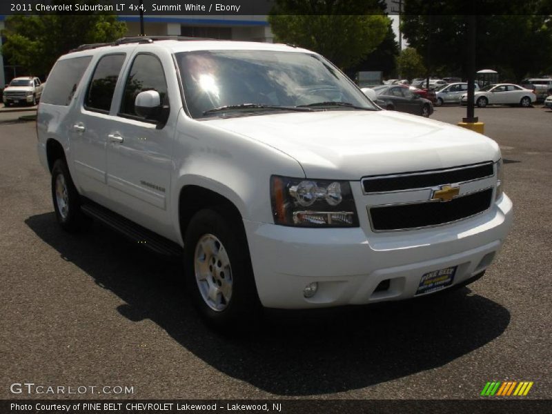 Summit White / Ebony 2011 Chevrolet Suburban LT 4x4