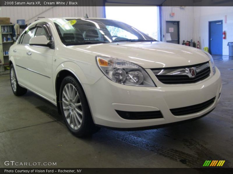 Cream White / Black 2008 Saturn Aura XR