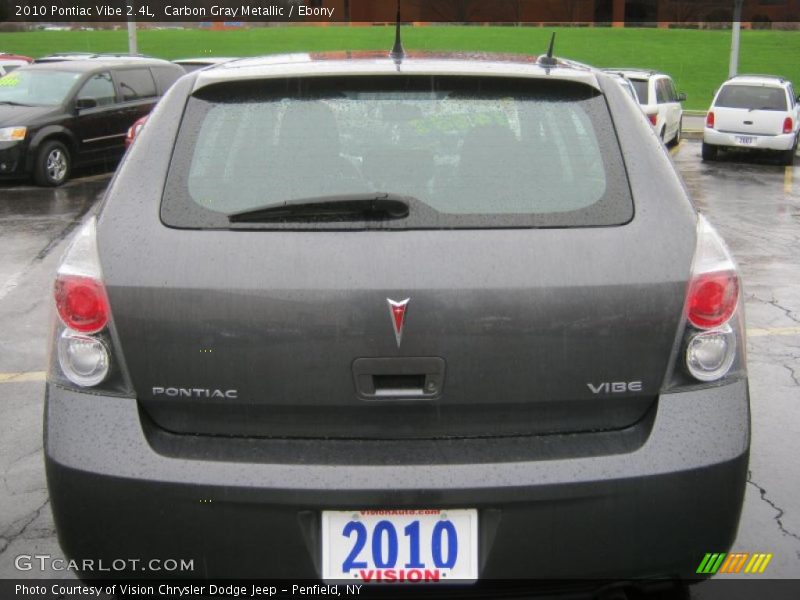 Carbon Gray Metallic / Ebony 2010 Pontiac Vibe 2.4L