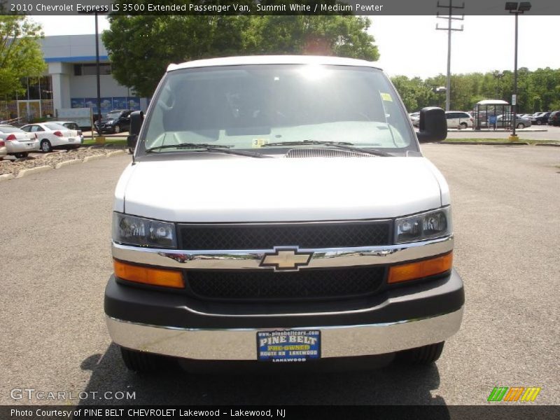 Summit White / Medium Pewter 2010 Chevrolet Express LS 3500 Extended Passenger Van