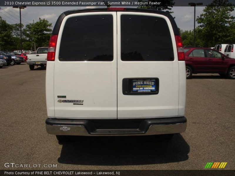 Summit White / Medium Pewter 2010 Chevrolet Express LS 3500 Extended Passenger Van