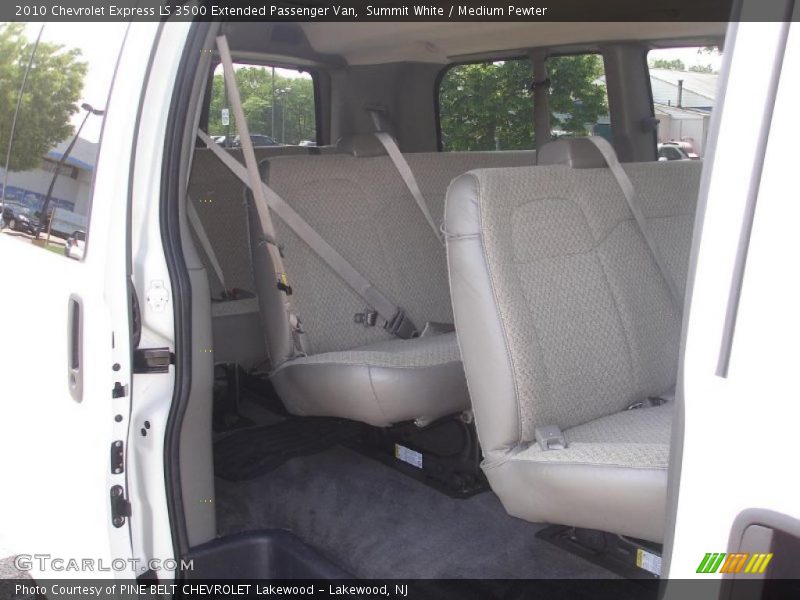 Summit White / Medium Pewter 2010 Chevrolet Express LS 3500 Extended Passenger Van