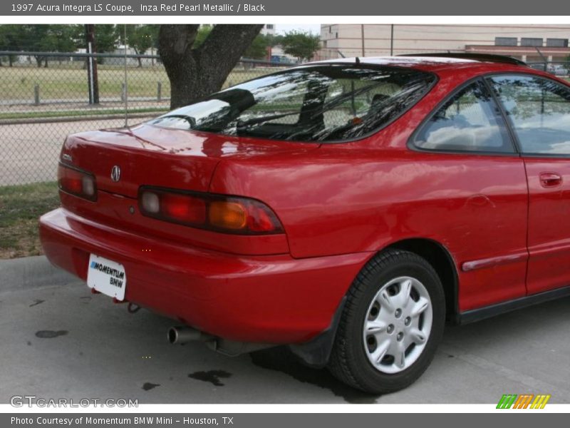 Inza Red Pearl Metallic / Black 1997 Acura Integra LS Coupe