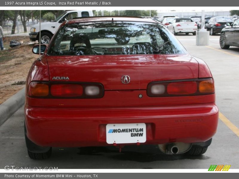 Inza Red Pearl Metallic / Black 1997 Acura Integra LS Coupe
