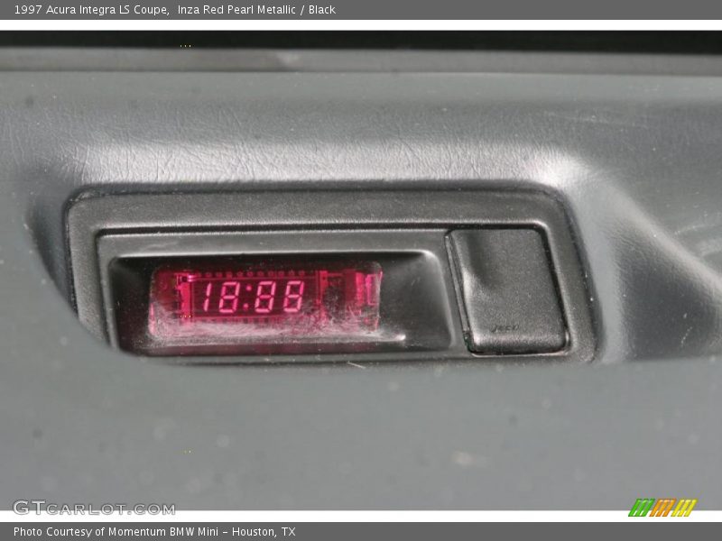 Inza Red Pearl Metallic / Black 1997 Acura Integra LS Coupe
