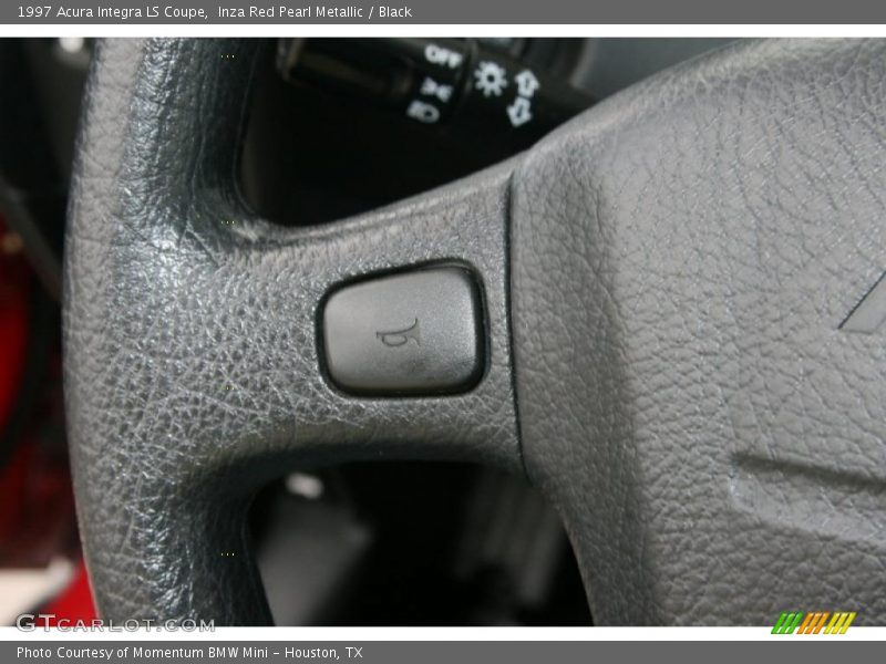 Inza Red Pearl Metallic / Black 1997 Acura Integra LS Coupe