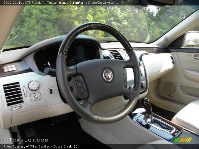 Tuscan Bronze ChromFlair / Shale/Cocoa Accents 2011 Cadillac DTS Premium