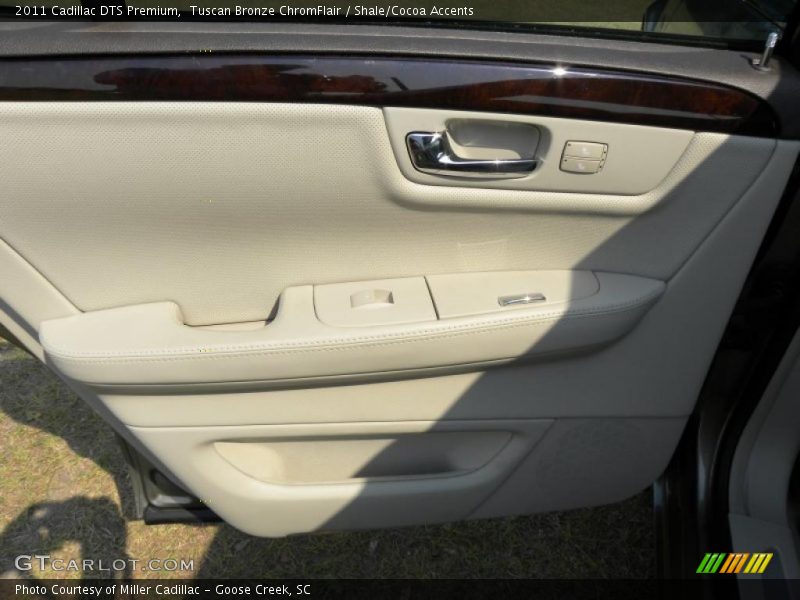 Tuscan Bronze ChromFlair / Shale/Cocoa Accents 2011 Cadillac DTS Premium