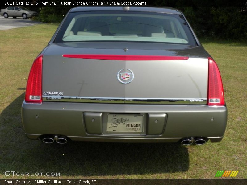 Tuscan Bronze ChromFlair / Shale/Cocoa Accents 2011 Cadillac DTS Premium