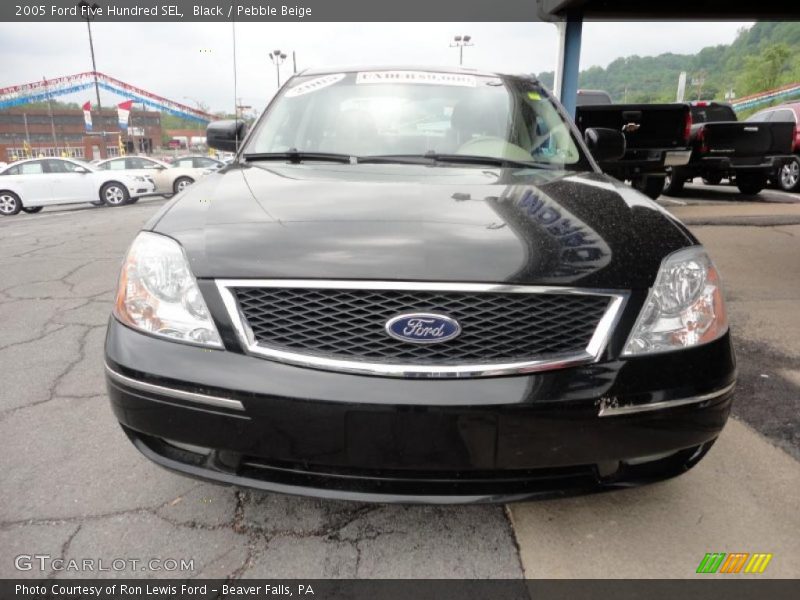 Black / Pebble Beige 2005 Ford Five Hundred SEL