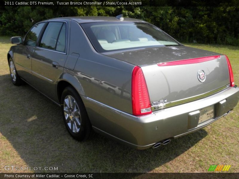 Tuscan Bronze ChromFlair / Shale/Cocoa Accents 2011 Cadillac DTS Premium