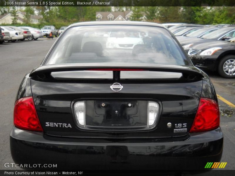 Blackout / Charcoal 2006 Nissan Sentra 1.8 S Special Edition