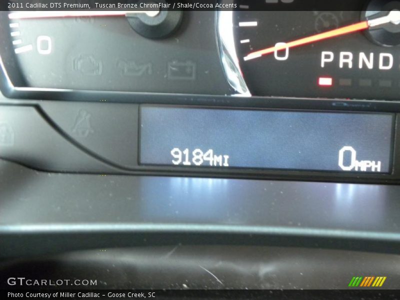Tuscan Bronze ChromFlair / Shale/Cocoa Accents 2011 Cadillac DTS Premium